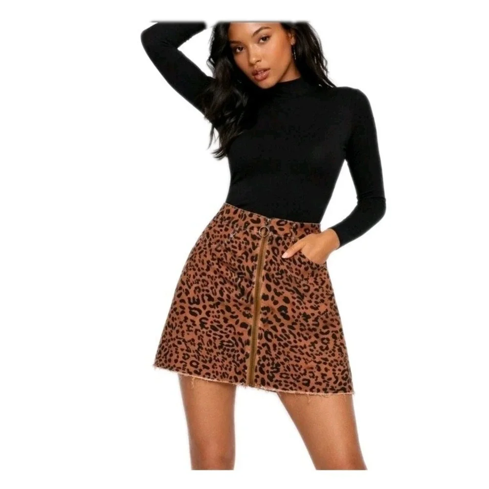 We The Free People Womens Size 27 Zip it‎ Up Leopard Print Mini Skirt